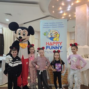 DIZNIJEV MAGIČNI PARTY (10)