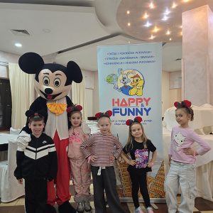 DIZNIJEV MAGIČNI PARTY (12)