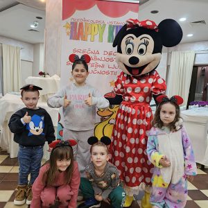 DIZNIJEV MAGIČNI PARTY (15)