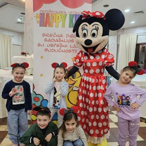 DIZNIJEV MAGIČNI PARTY (5)