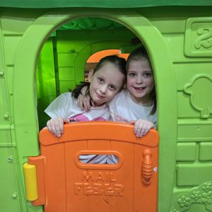 IGRE PRIJATELJSTVA I LJUBAVI (23)