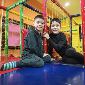 IGRE PRIJATELJSTVA I LJUBAVI (25)