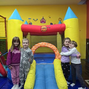 IGRE PRIJATELJSTVA I LJUBAVI (3)