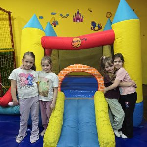 IGRE PRIJATELJSTVA I LJUBAVI (30)