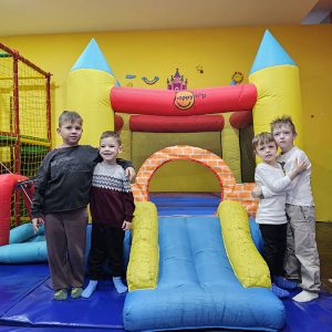 IGRE PRIJATELJSTVA I LJUBAVI (36)