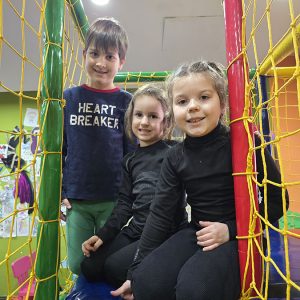 IGRE PRIJATELJSTVA I LJUBAVI (7)