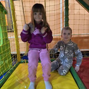 IGRE PRIJATELJSTVA I LJUBAVI (8)