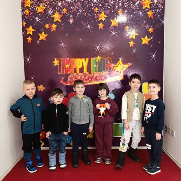 PUTUJEMO U KRALJEVSTVO NAJBOLJIH DRUGARA (1)