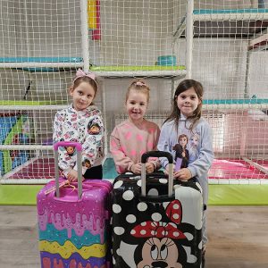 PUTUJEMO U KRALJEVSTVO NAJBOLJIH DRUGARA (11)