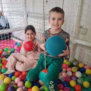 PUTUJEMO U KRALJEVSTVO NAJBOLJIH DRUGARA (18)