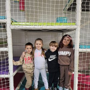 PUTUJEMO U KRALJEVSTVO NAJBOLJIH DRUGARA (41)