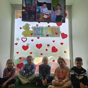 PUTUJEMO U KRALJEVSTVO NAJBOLJIH DRUGARA (42)