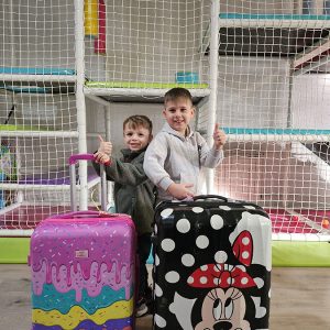 PUTUJEMO U KRALJEVSTVO NAJBOLJIH DRUGARA (5)