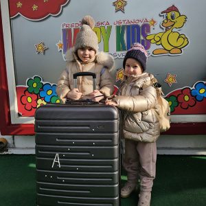 PUTUJEMO U KRALJEVSTVO NAJBOLJIH DRUGARA (53)