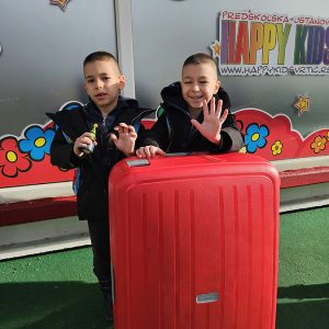 PUTUJEMO U KRALJEVSTVO NAJBOLJIH DRUGARA (54)