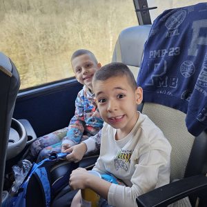 PUTUJEMO U KRALJEVSTVO NAJBOLJIH DRUGARA (80)