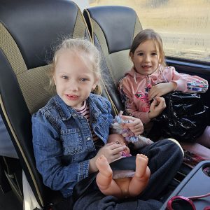 PUTUJEMO U KRALJEVSTVO NAJBOLJIH DRUGARA (86)