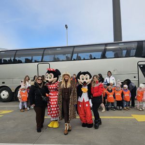 PUTUJEMO U KRALJEVSTVO NAJBOLJIH DRUGARA (91)