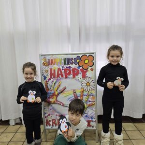 REMEK-DELO HAPPY UMETNIKA (11)