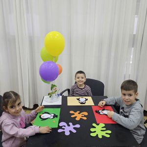 REMEK-DELO HAPPY UMETNIKA (24)