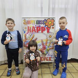 REMEK-DELO HAPPY UMETNIKA (27)