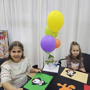 REMEK-DELO HAPPY UMETNIKA (37)