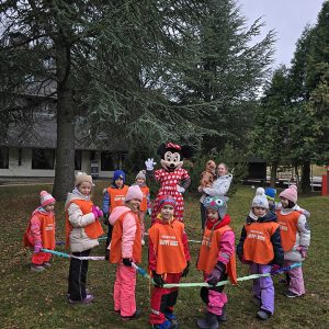 ŠARENI KRUG PRIJATELJSTVA (7)