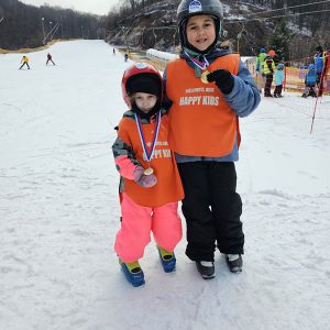 TRAGOVI U SNEGU, USPOMENE U SRCU (50)