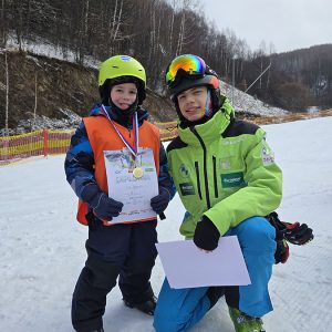 TRAGOVI U SNEGU, USPOMENE U SRCU (52)