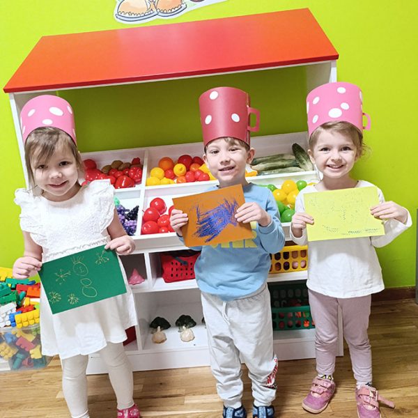 ZIMSKA BAJKA POD ZVEZDAMA HK1 (1)