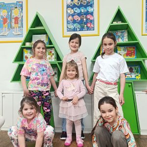 VELIKI CVETNI KARNEVALSKI MASKENBAL HK4 (35)