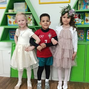 VELIKI CVETNI KARNEVALSKI MASKENBAL HK4 (36)