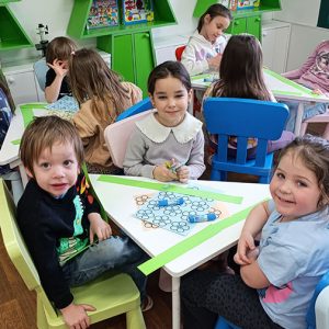 VELIKI CVETNI KARNEVALSKI MASKENBAL HK4 (44)