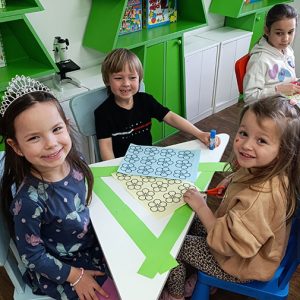 VELIKI CVETNI KARNEVALSKI MASKENBAL HK4 (45)