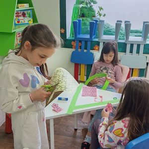 VELIKI CVETNI KARNEVALSKI MASKENBAL HK4 (50)