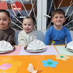 VELIKI CVETNI KARNEVALSKI MASKENBAL HK7 (24)