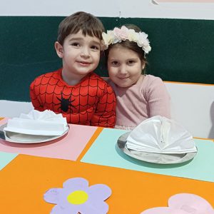 VELIKI CVETNI KARNEVALSKI MASKENBAL HK7 (30)