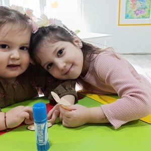 VELIKI CVETNI KARNEVALSKI MASKENBAL HK7 (41)