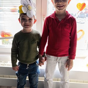 VELIKI CVETNI KARNEVALSKI MASKENBAL HK7 (45)