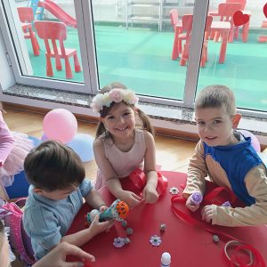 VELIKI CVETNI KARNEVALSKI MASKENBAL HK9 (20)