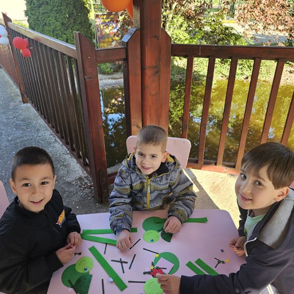 DEČIJI KREATIVNI SVET (1)