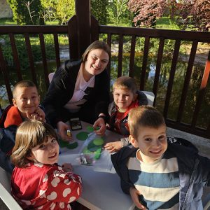 DEČIJI KREATIVNI SVET (2)