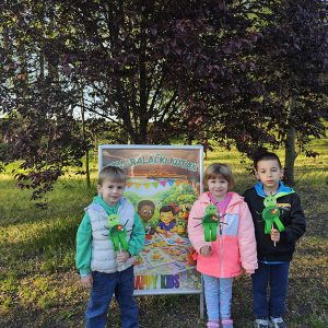 DEČIJI KREATIVNI SVET (22)