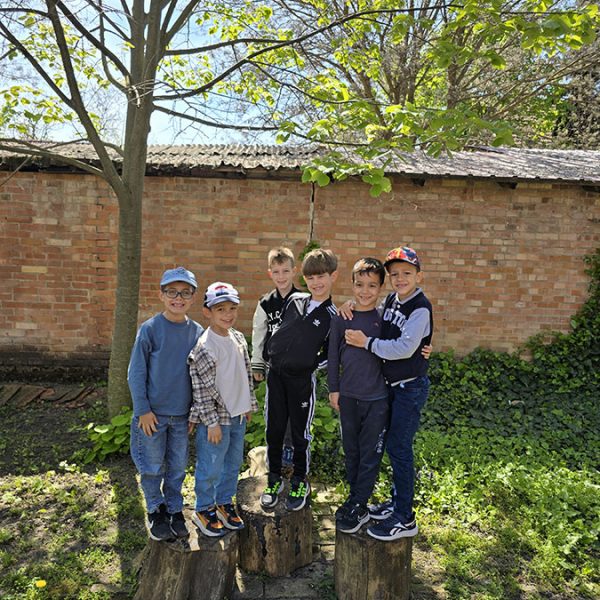 DVORIŠTE JE PUNO IGRE I OSMEHA (1)