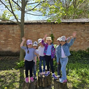 DVORIŠTE JE PUNO IGRE I OSMEHA (2)