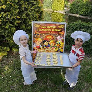 MALI UMETNICI U PEKARSKOJ RADIONICI (24)