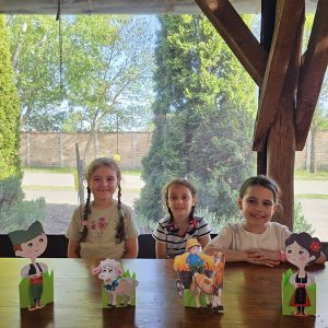 MALI UMETNICI U PEKARSKOJ RADIONICI (3)