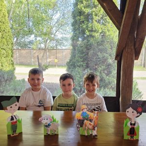 MALI UMETNICI U PEKARSKOJ RADIONICI (6)