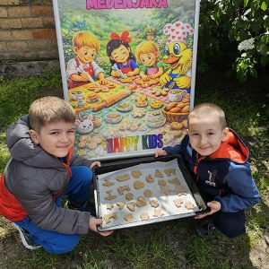 MIRISNE USPOMENE IZ DEČIJE KUHINJE (25)