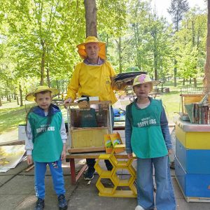 PČELARSKA AVANTURA U PRIRODI HK5 (8)